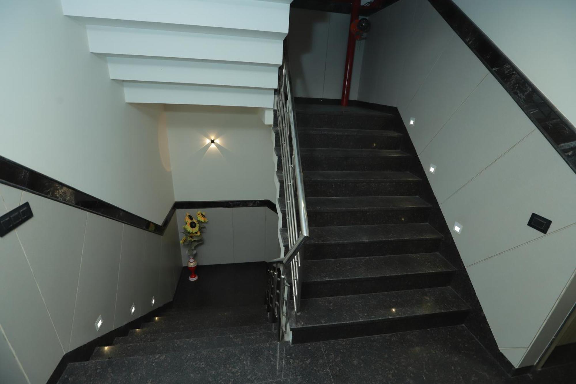 Zed Hotel - Delhi International Airport New Delhi Ngoại thất bức ảnh